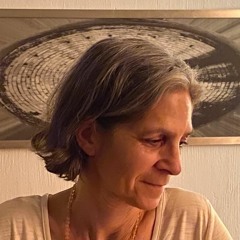 Amy Nicholson