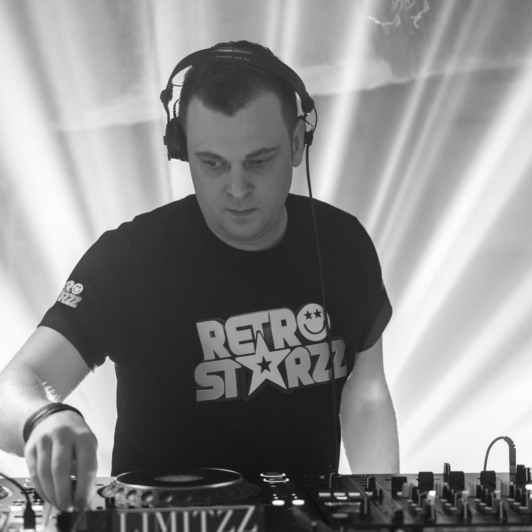 Stream rikx music | Listen to songs, albums, playlists for free on