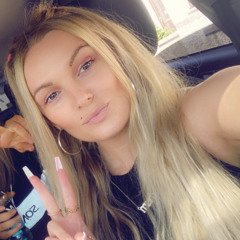 Paula Simpson 👑💜