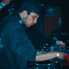 DENN¥.dnb