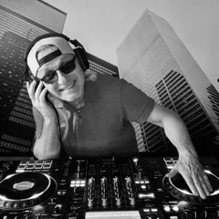 Dj The White Stuntman
