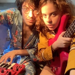 é menos clichê que isso