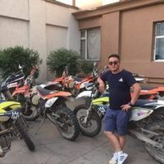 Б. Энхбаатар