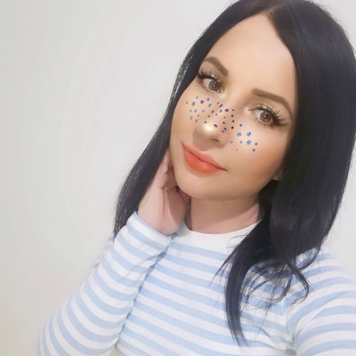 Roxxana Roxy’s avatar