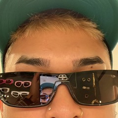 distressedhotboi