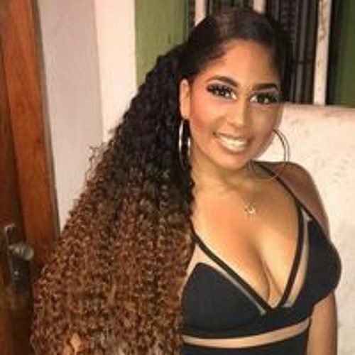 Nathália Quintanilha’s avatar