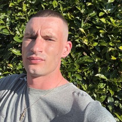 LynchyOFFICIAL🇮🇪