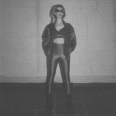 [blu:m] aka Pippa Bloom