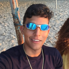 r0berto