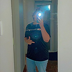 Sargeson_3677 (Larny😘)