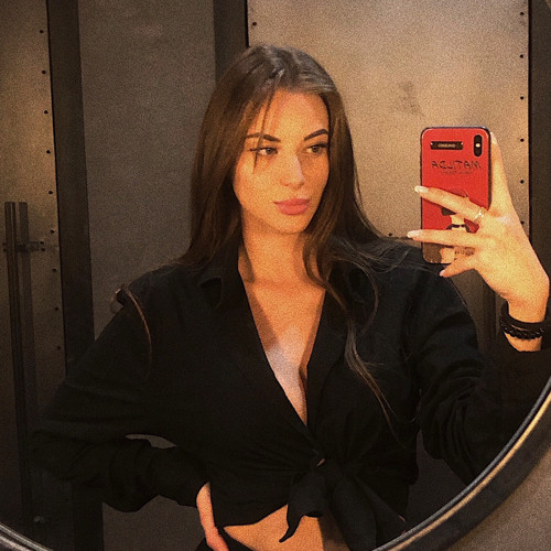 Nicole Deylova’s avatar