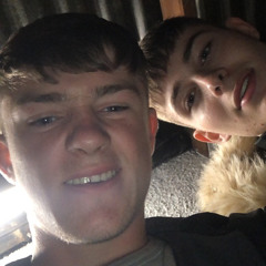 Lee Patterson17
