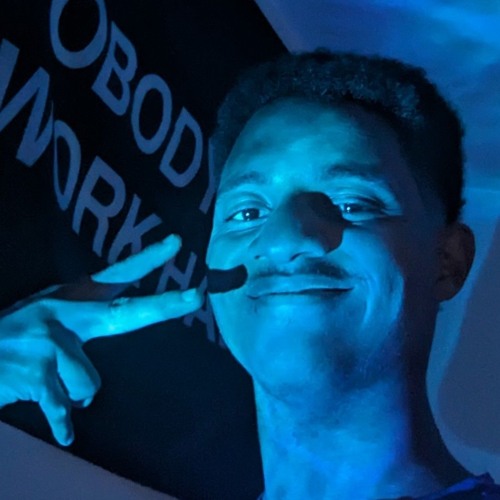 a random hardwave/dubstep improv set ***mistakes included in packaging!!!!!***