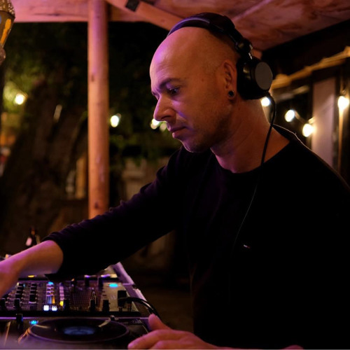 ClassicHouseConnection Mixed By Alexander Seelig
