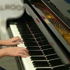 CinnamonRoll Piano Cover