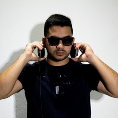 DJ Matheus Mello