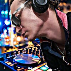 Dee-Jay Mauro