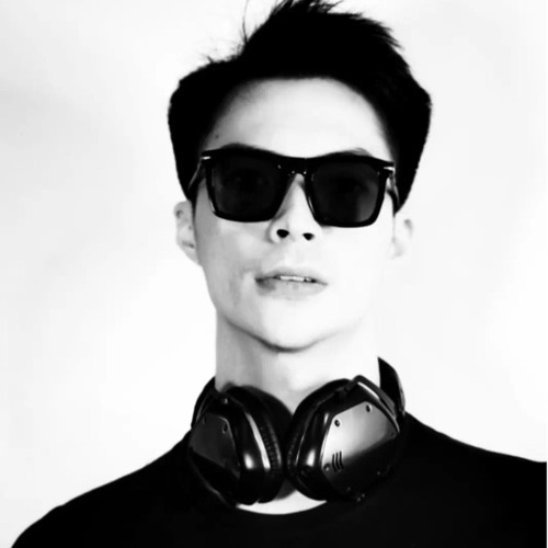 Producer 🇻🇳 DJ Max — artist photo