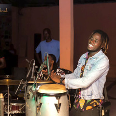 Limage JBrian Tambour