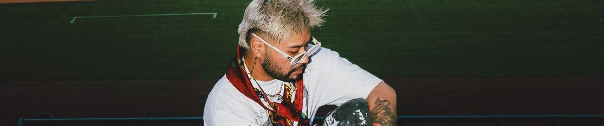 Wax Motif