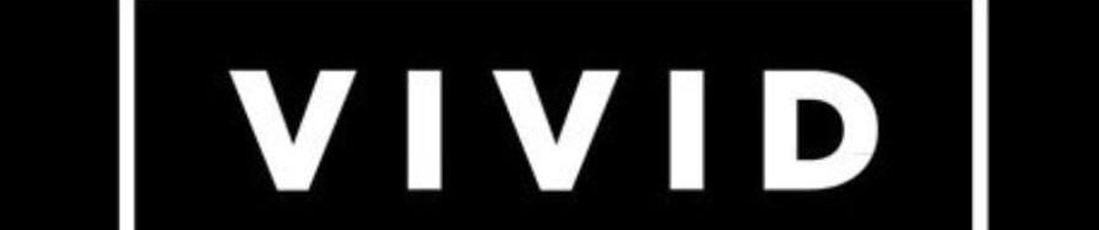 V i v i d