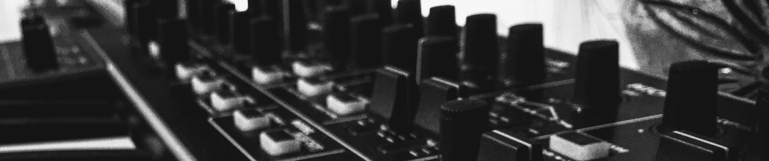 SoundCloud banner for @dogs