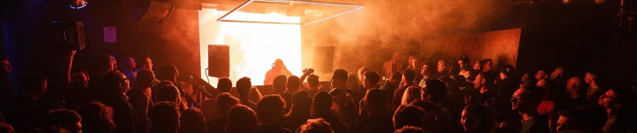 Julian Fosk / HD (BE)