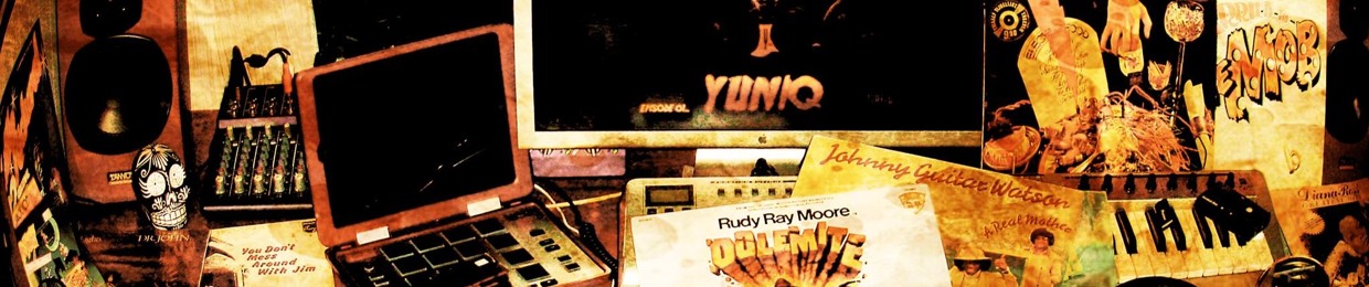 YUNIQ