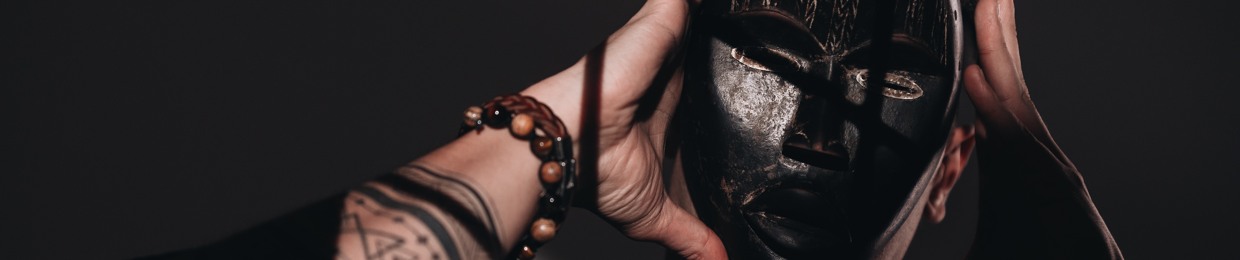 MASKED NASON
