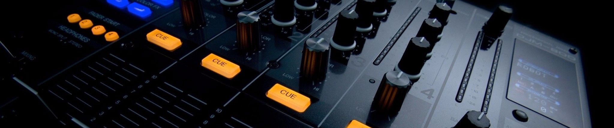 SoundCloud banner for @reebok