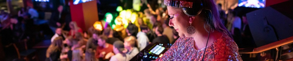DJ Line Engstrøm