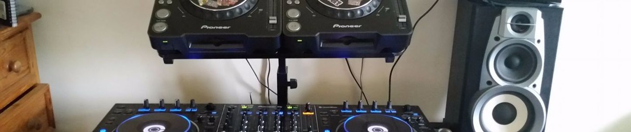 DjDecAde