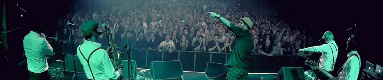 Babylove & the van Dangos