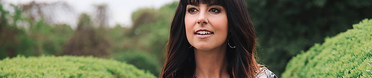 Meredith Andrews Official