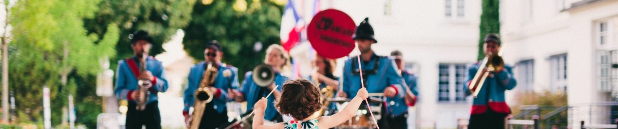 Collectif La Saugrenue-Tours(37)