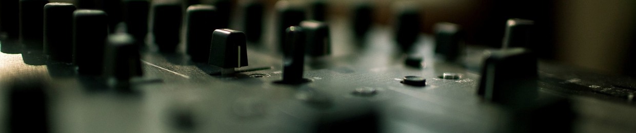DJ D'Z