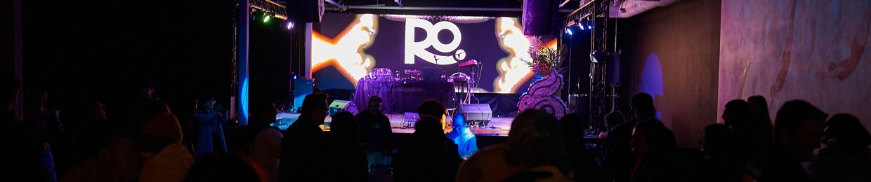 RO.