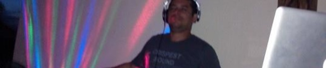 DJ JUNINHO B