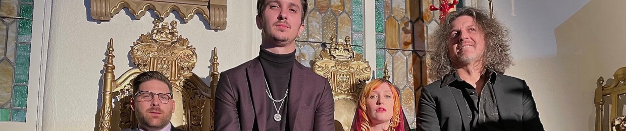 Doris And The Daggers