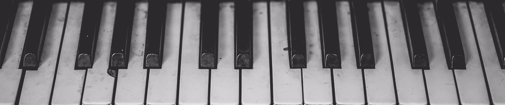 poovukkul olinthirukkum instrumental