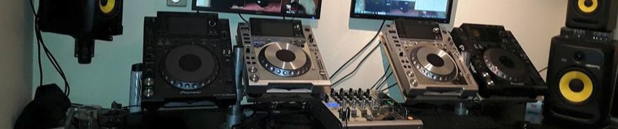 Roy'Da'HouseKat'Rodgers.............