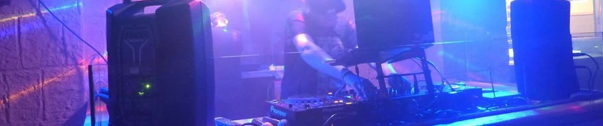 DJ Luke Ross