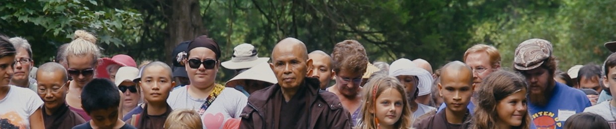 Plum Village App : guided meditations & talks