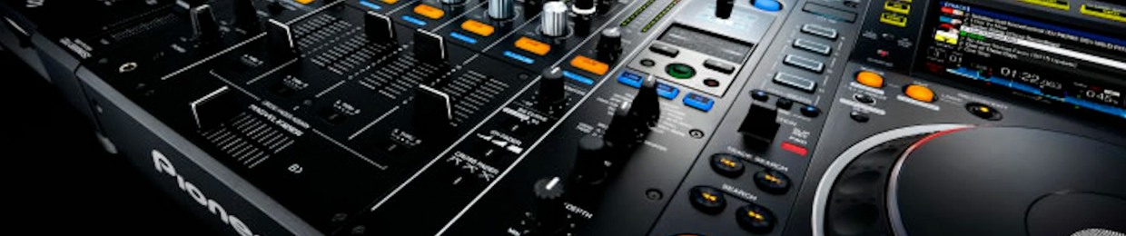 DJ Carlos Tenorio