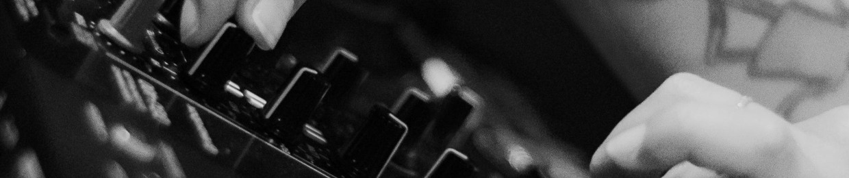 Simora Deejay