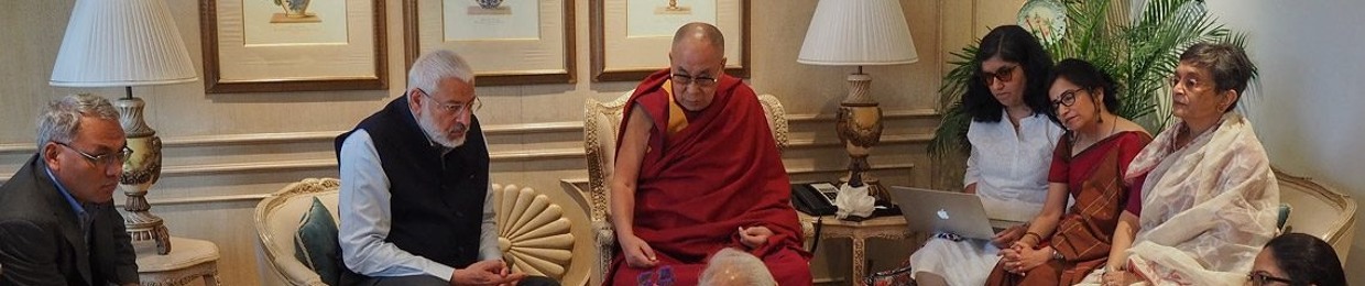 H.H. Dalai Lama 尊者達賴喇嘛漢譯