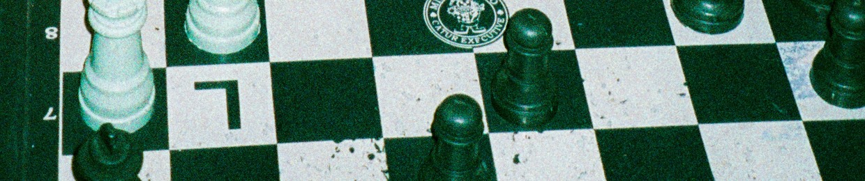 L J