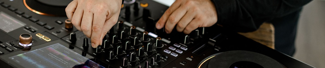 DJ Martin Wetzels (MW) -  Podcast