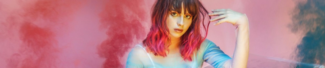 Gabrielle Aplin Posts