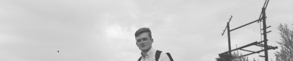 Tom Explores Los Angeles